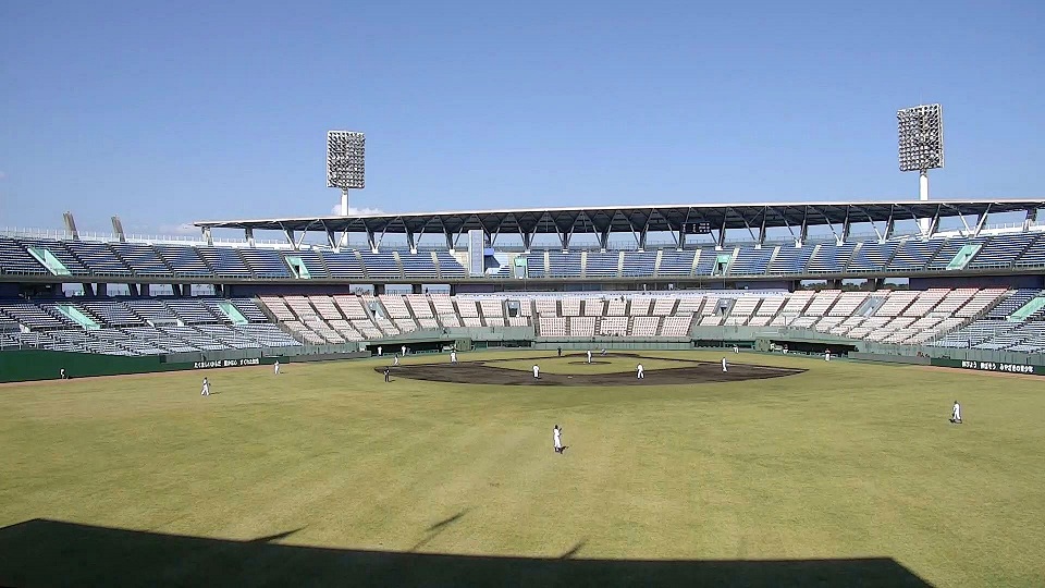 ひなたサンマリンスタジアム宮崎