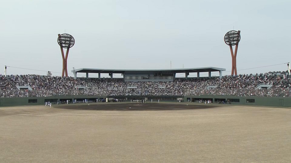 岡崎市民球場