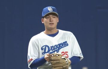 石川昂弥