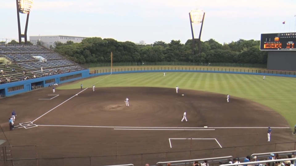 平塚球場/バッティングパレス相石スタジアムひらつか